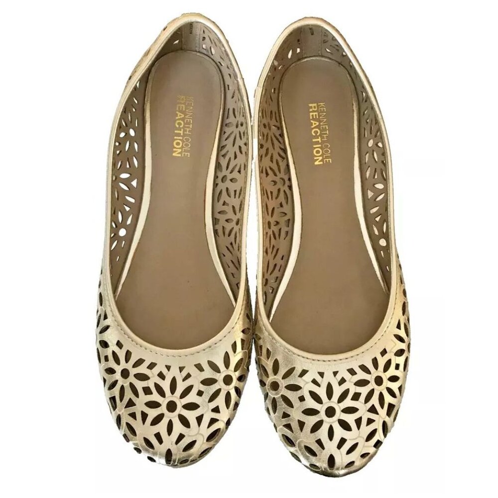 Kenneth Cole Reaction Womens Gold Laser Cut Floral Ballet Flats Size 8 M